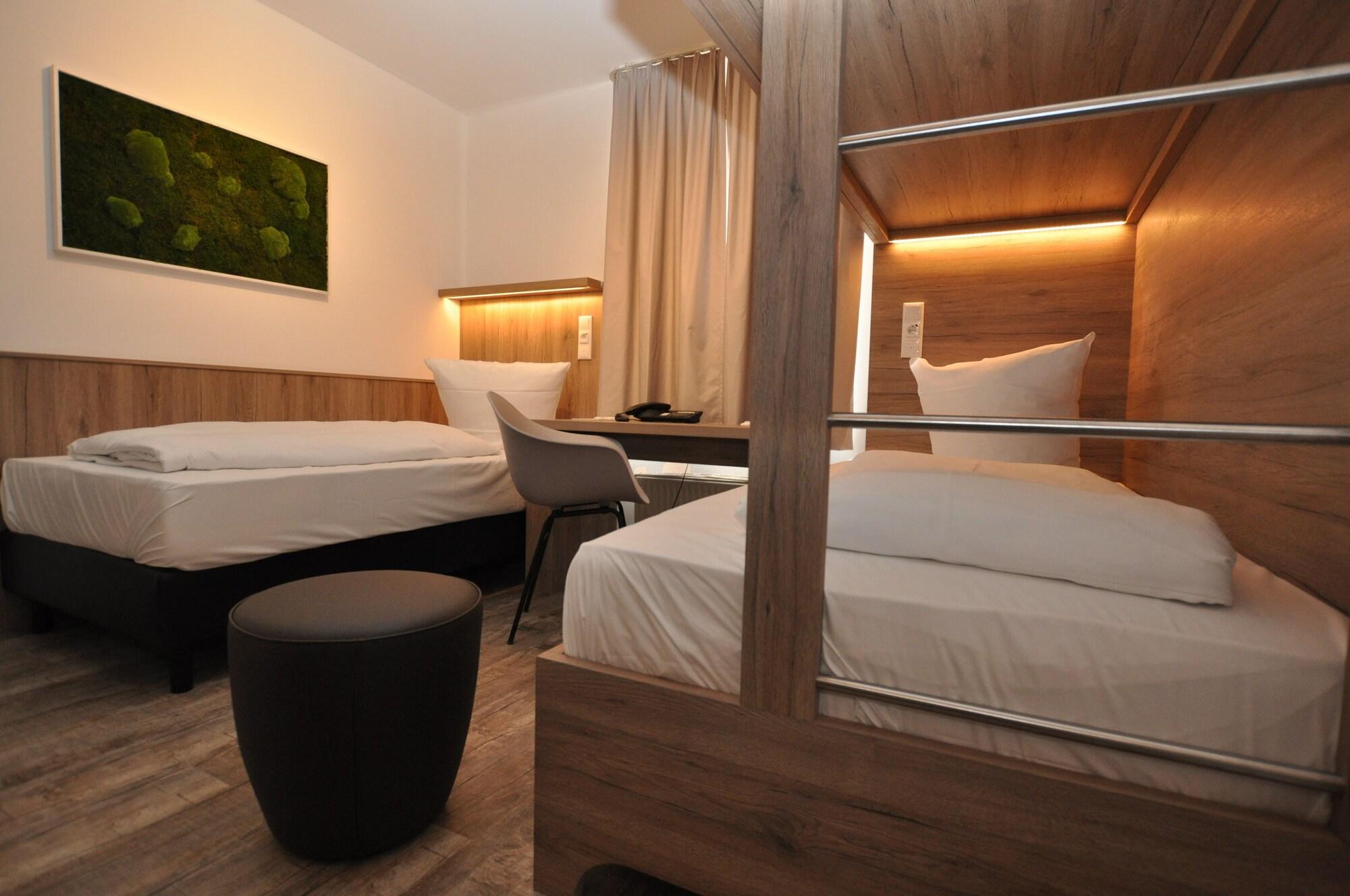 Hotel Perlach Allee By Blattl 3*
